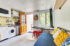 Studio calme proche Paris avec terrasse privative et jacuzzi en option